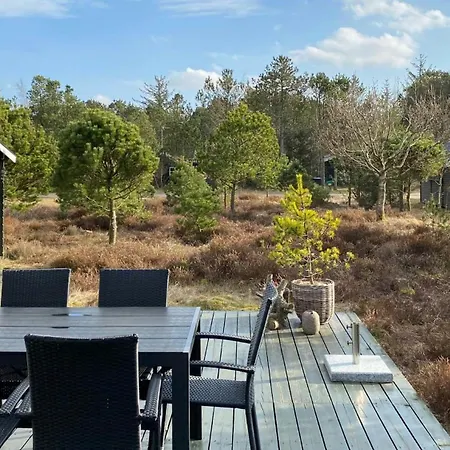 In With Nature And Sea Vibe