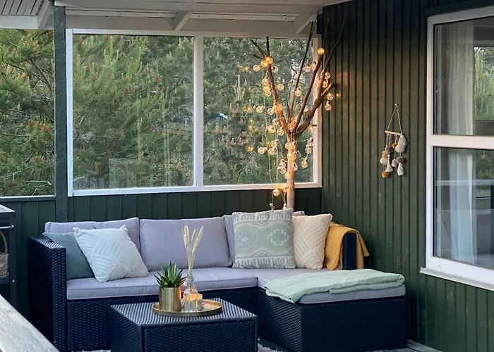In With Nature And Sea Vibe *